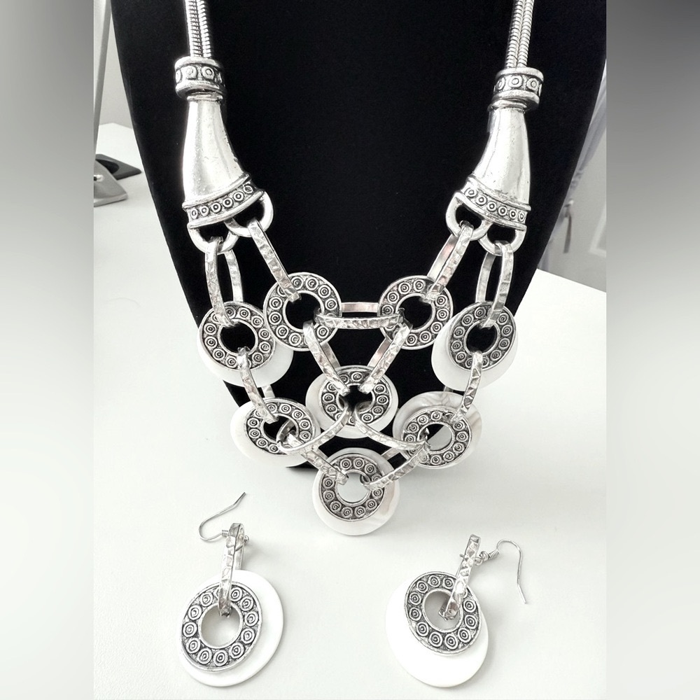 Silver Tone Statement Necklace and Earring Set